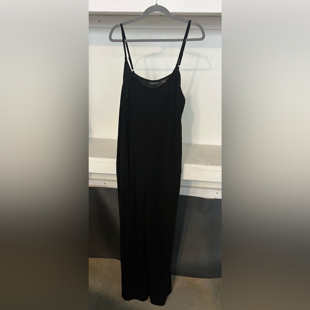 Elegant Black Sleeveless Jumpsuit
